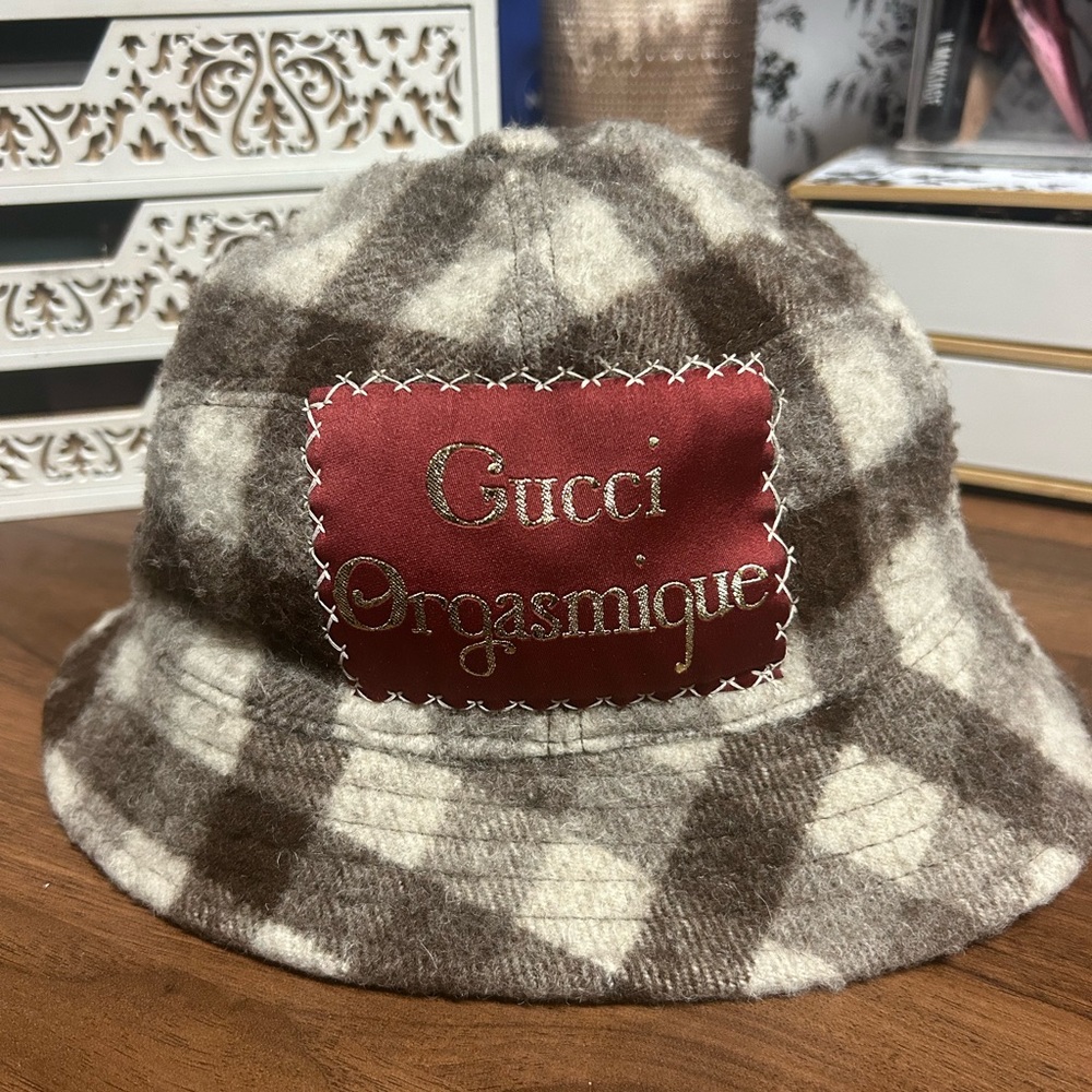 Gucci orgasmic brown and white wool hat
